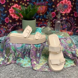 Soda Cream Double Buckle Platform Sandals